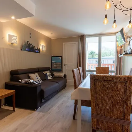 Appartement Pour 6 Pers Dans Residence Avec Piscine Couverte Parking 264 * Le Touquet