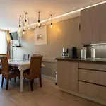 Pour 6 Pers Dans Résidence Avec Piscine Couverte Parking 264 Apartamento