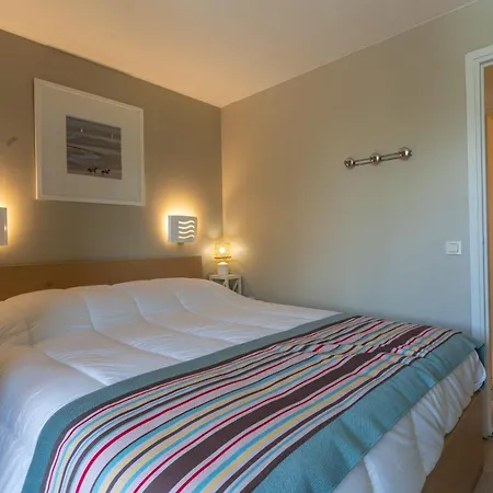 Apartment Beautiful Flat With Swimming Pool Tennis Court And Private Car Parking 264 Le Touquet